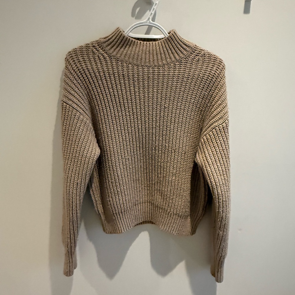 Uniqlo Chunky Ribbed Turtleneck Sweater - Light Beige
